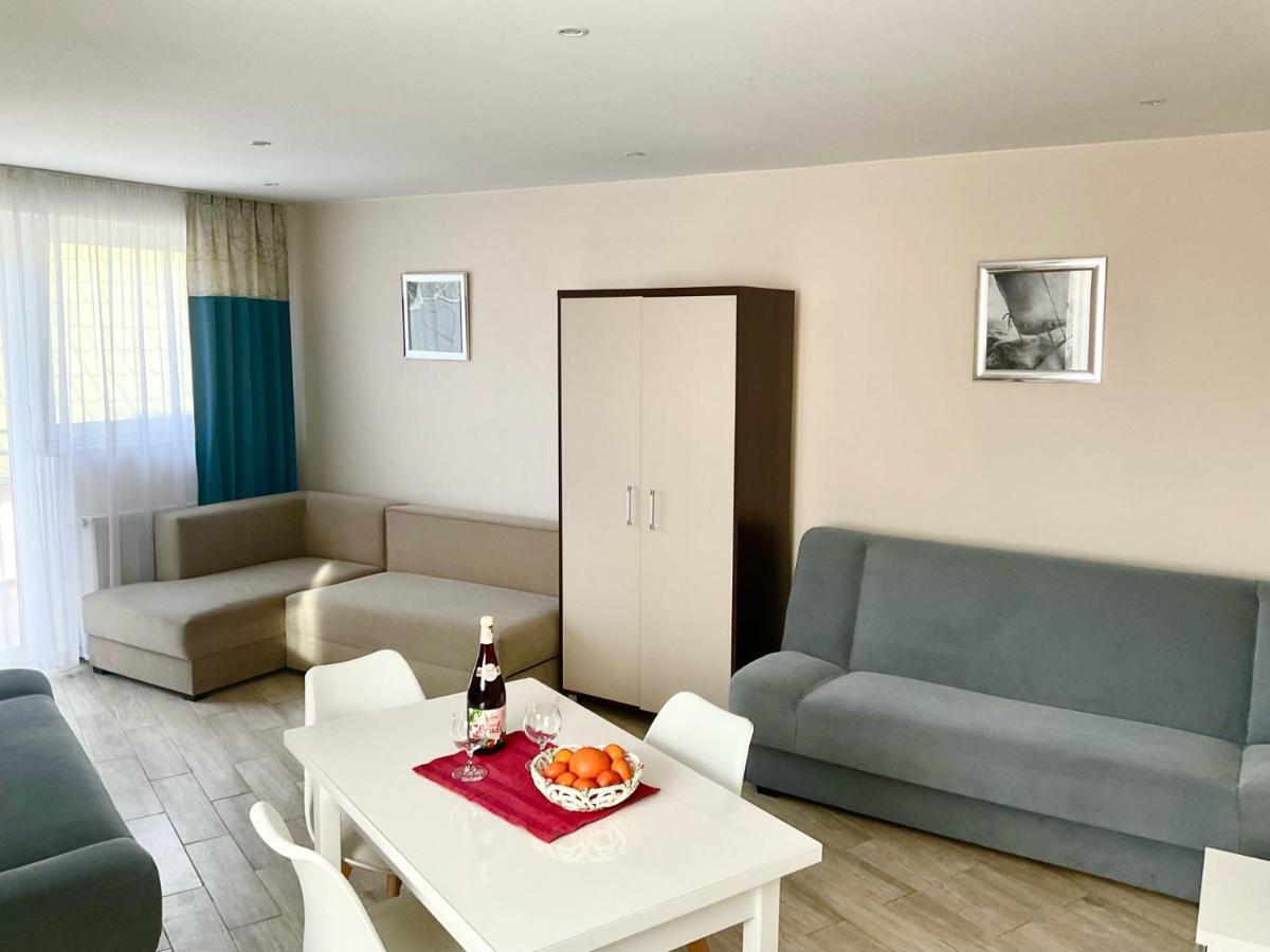Apartamenty U Lucyny I Lecha Lukecin Exterior photo