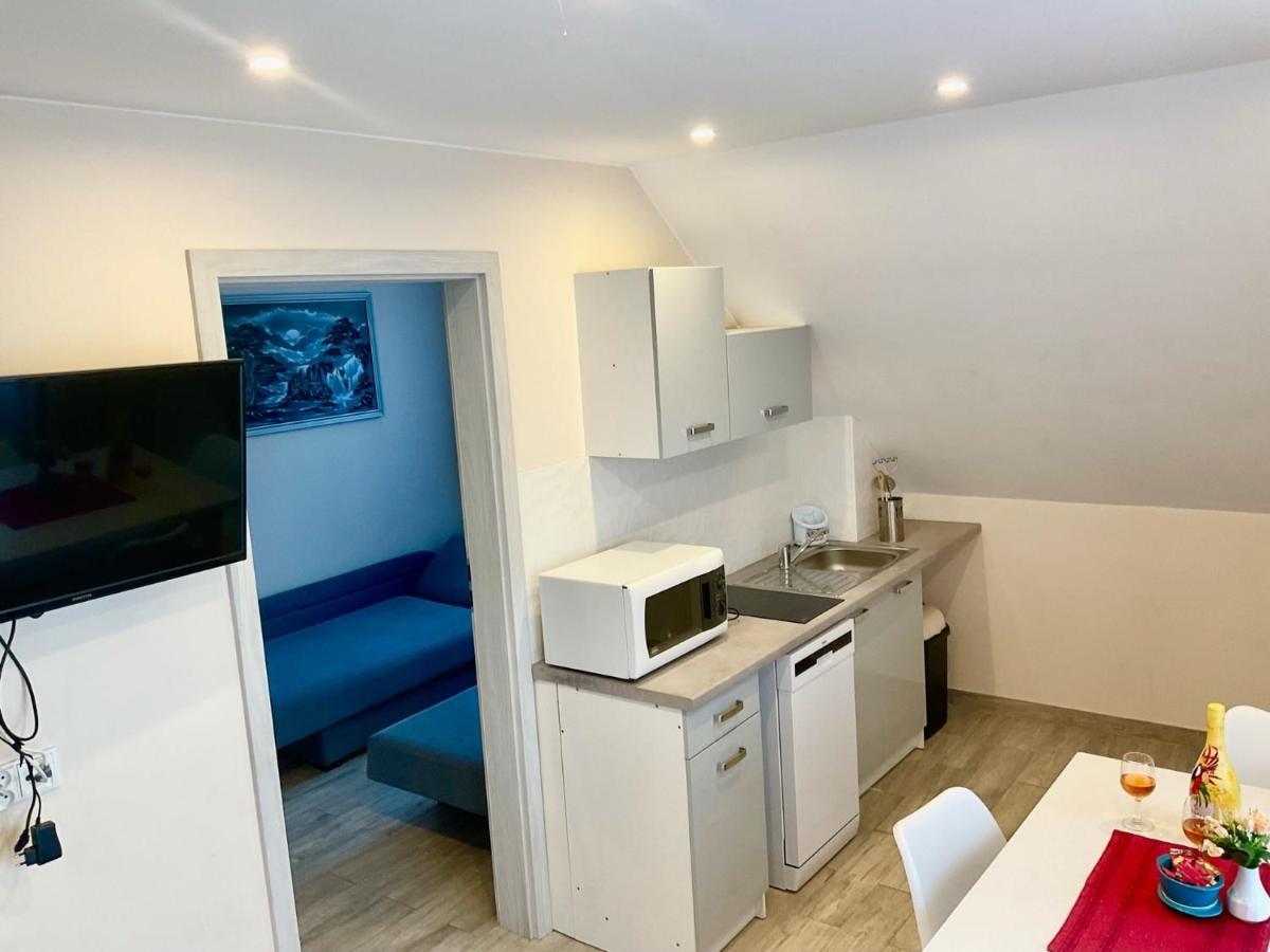 Apartamenty U Lucyny I Lecha Lukecin Exterior photo